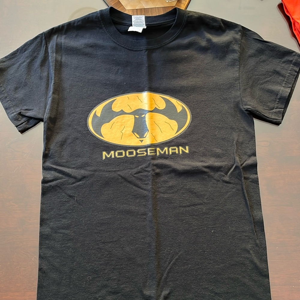 Men’s size small.  NWOTs Mooseman T-shirt Never worn.